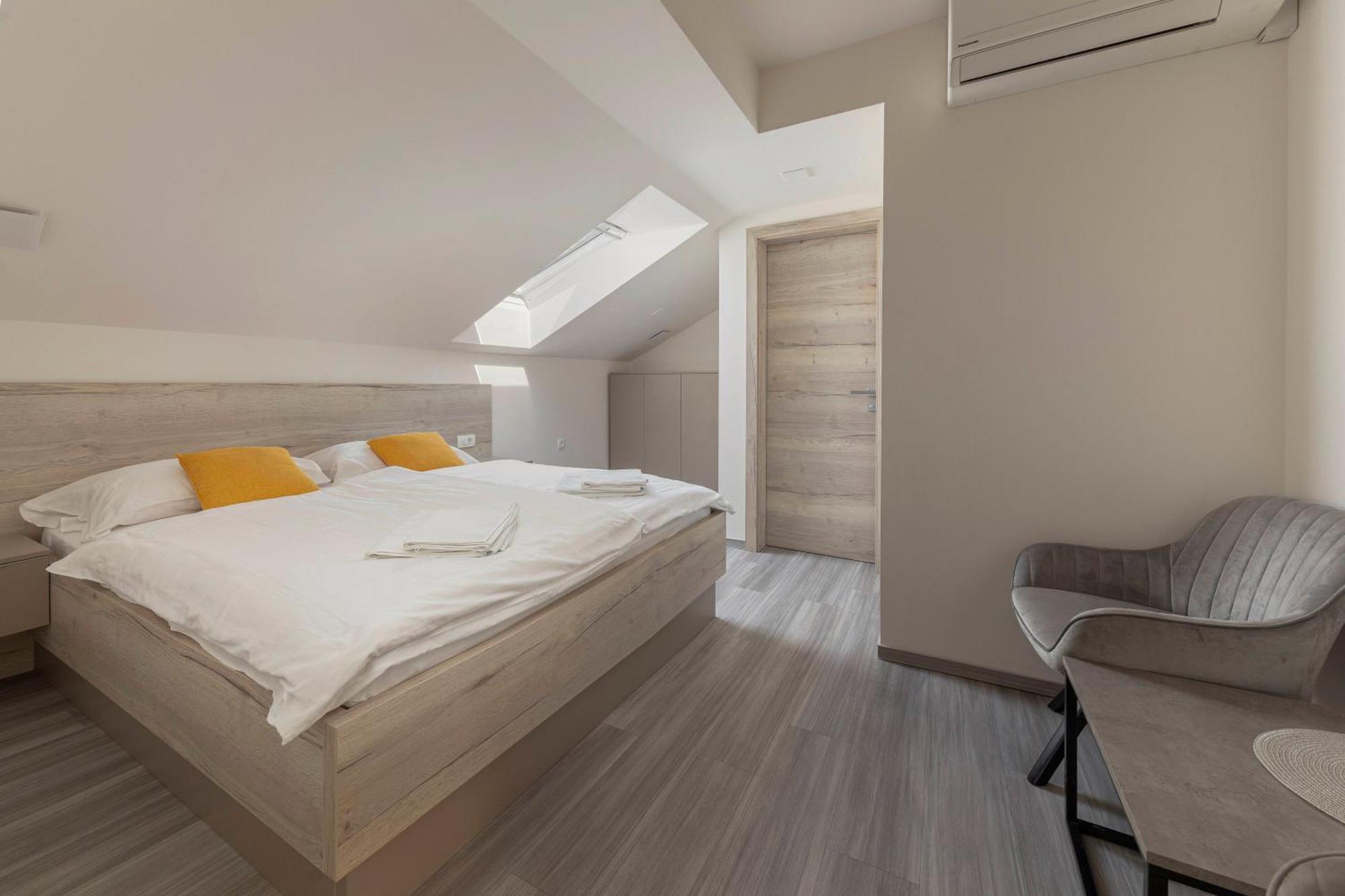 Rooms S Center Slovenske Konjice Exterior photo