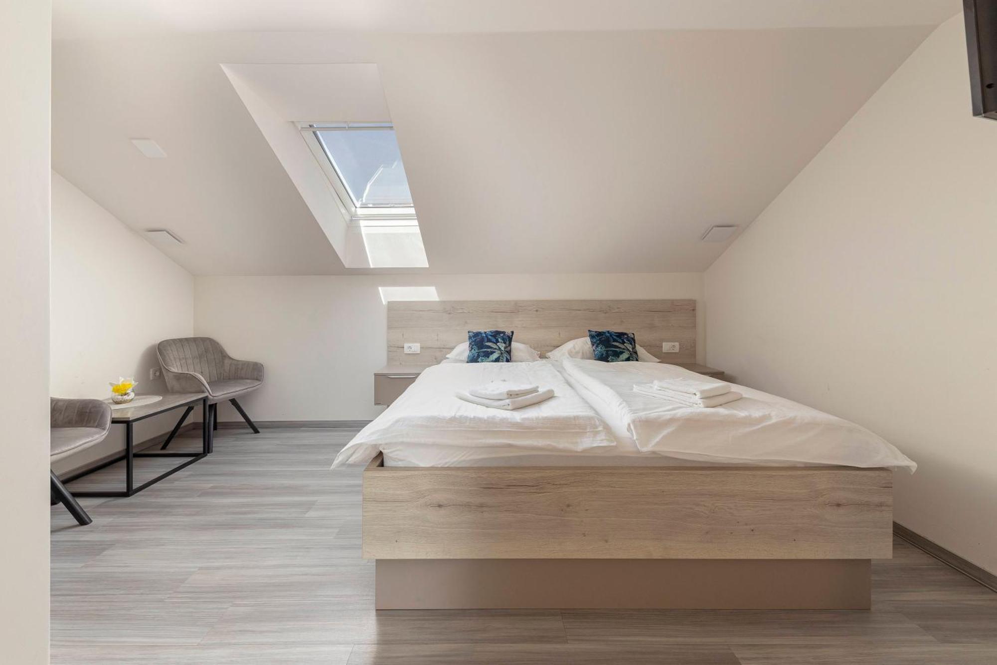 Rooms S Center Slovenske Konjice Exterior photo